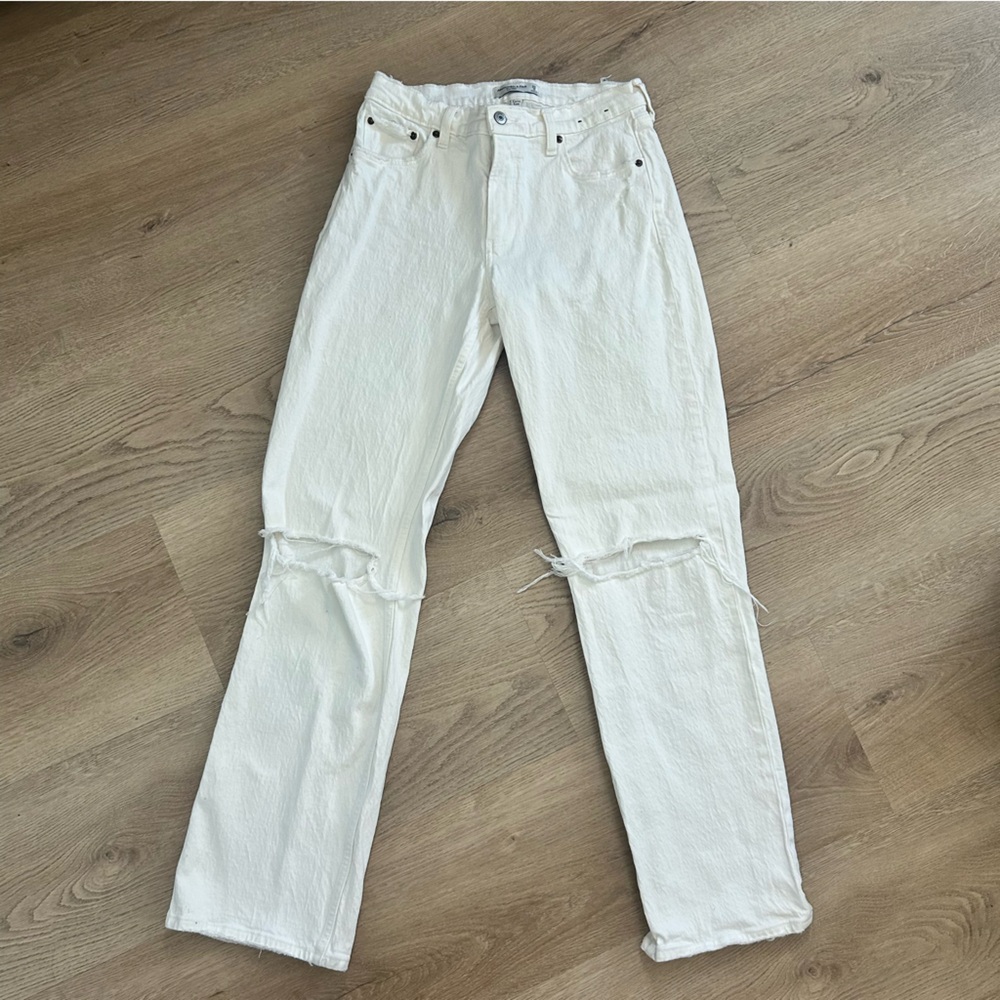 ABERCROMBIE & FITCH THE BAGGY LOW RISE JEANS